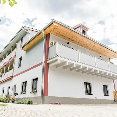 Smart Liv'in Laabnerhof * לאבן